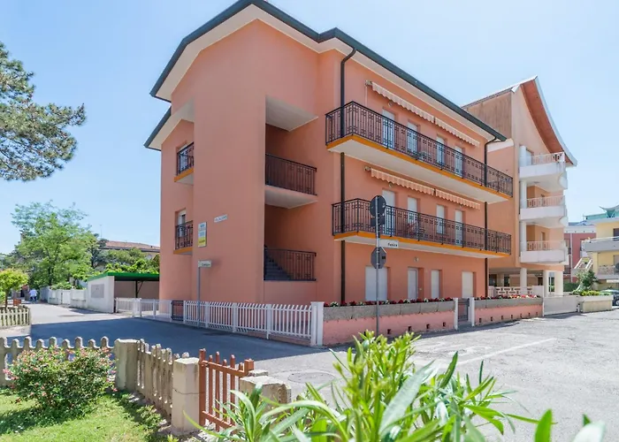 Flat A Short Walk To The Apartman *