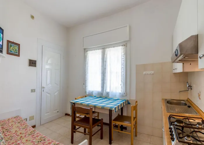 Flat A Short Walk To The *