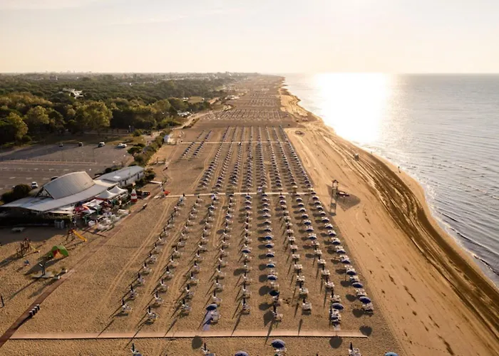 Flat A Short Walk To The *